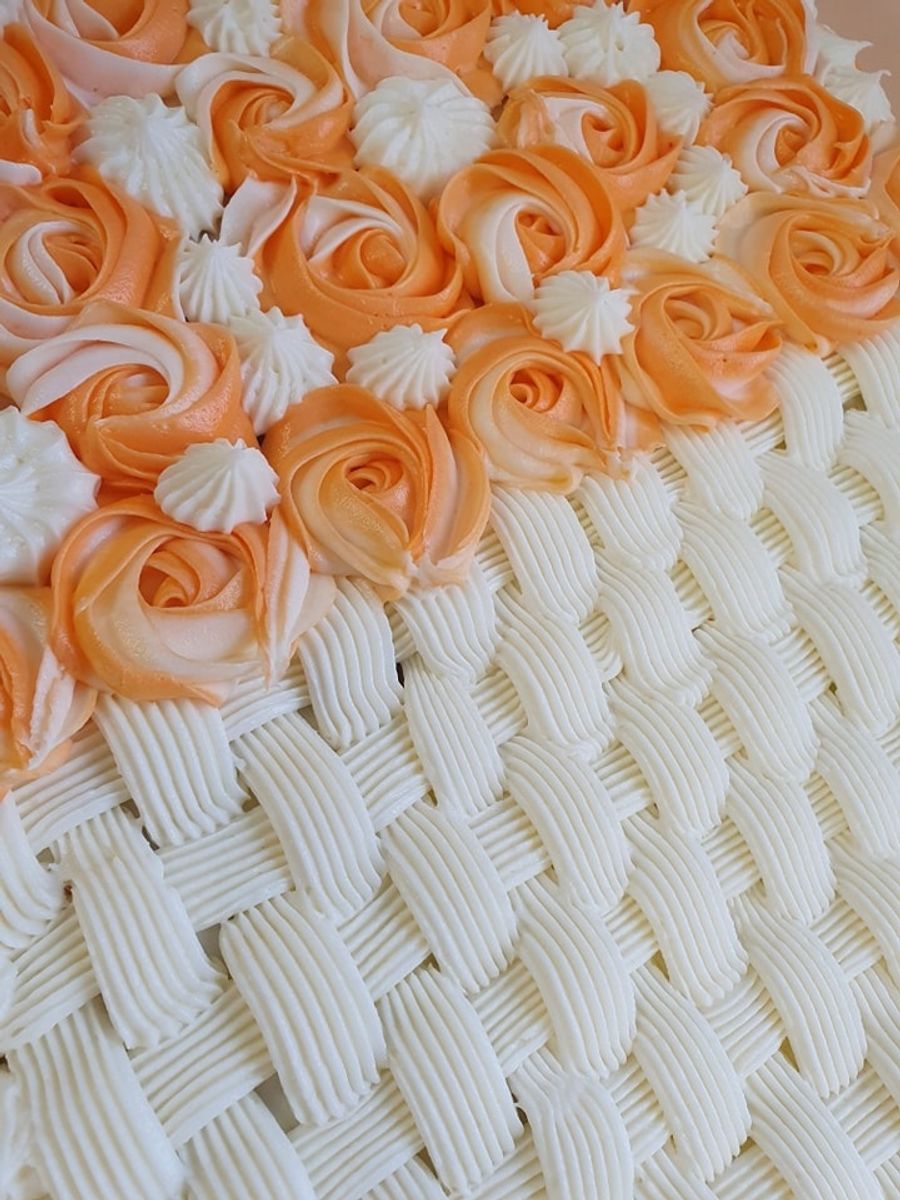 Rosepyntet gulrotkake, langpanne